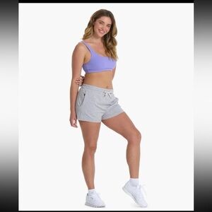 Vuori Halo Performance Short in Pale Grey Heather 
size Large